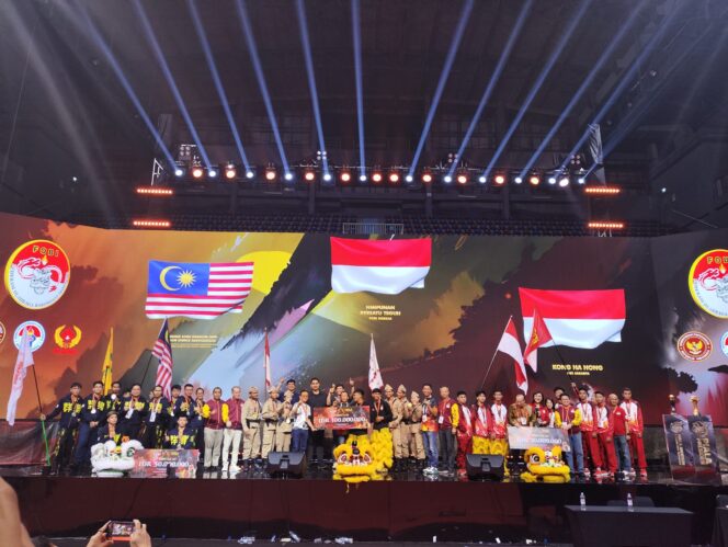 
 Tim FOBI Sumatera Barat keluar sebagai juara pertama kejuaraan Barongsai Dunia 2024